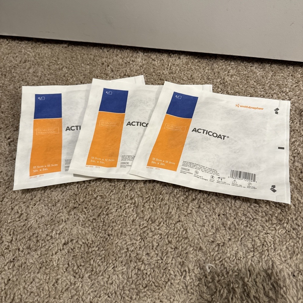 *1-Piece* Smith & Nephew Acticoat 7 Silver Coated Barrier 5" X 5"Dressing 20151